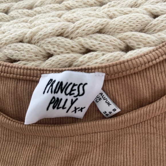 Princess Polly sweater with sinched sides - Picture 2 of 4